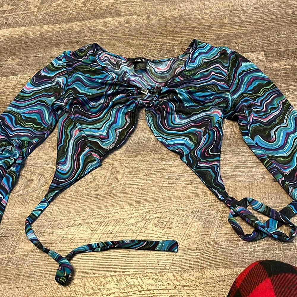 Crop top